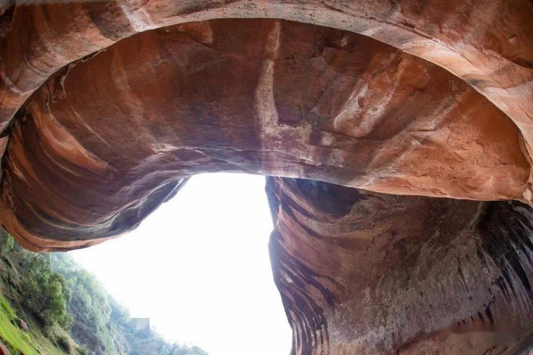 昆明楚雄企業(yè)徒步團建露營之旅